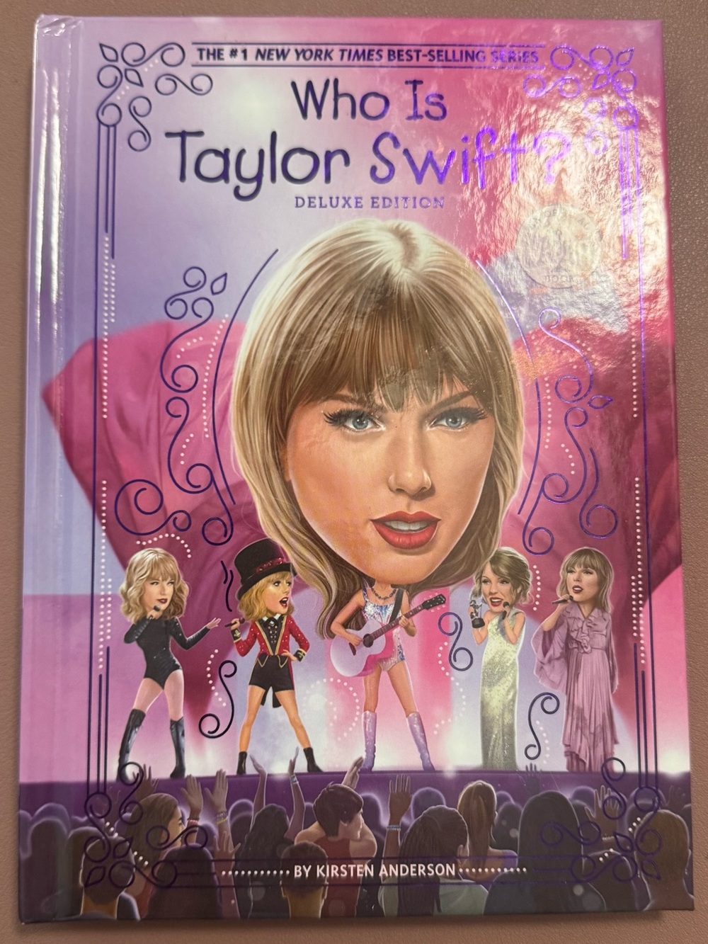 Taylor Swift - Deluxe Pink Hardcover Pop Star Biography